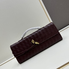 Bottega Veneta Clutch Bags